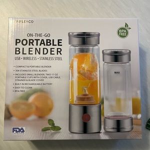 On the go portable blender